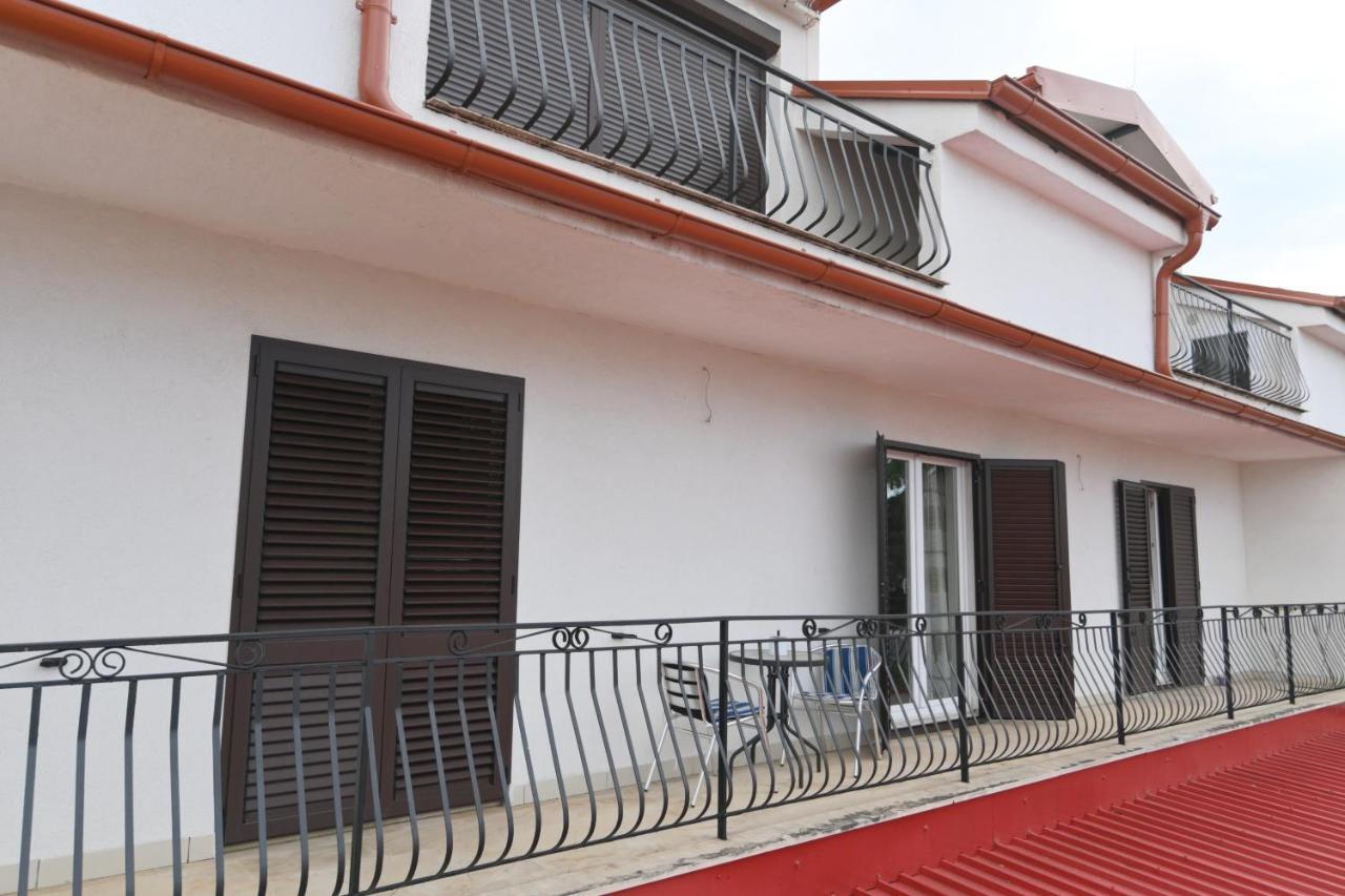 Antonio Apartments Rijeka Exterior photo
